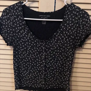 Floral American Eagle Crop Top thumbnail 1