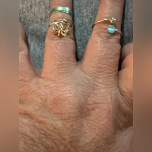 Gold and Silver Toe Ring Set NWT thumbnail 7