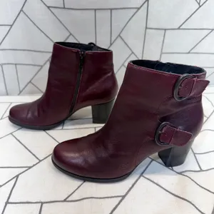 Born Leather Ankle Boots Size 9M Burgundy Buckle‎ Detail Block Heel F41847 thumbnail 4