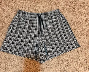 Lululemon Seersucker Check Mid-Rise Pull-On Short 3" thumbnail 2