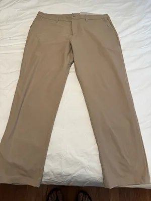 Mens Lululemon pants  thumbnail 1
