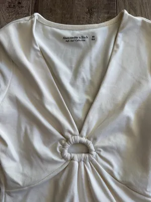 Abercrombie & Fitch Cream Long Sleeve Twist-Front Bodysuit thumbnail 2