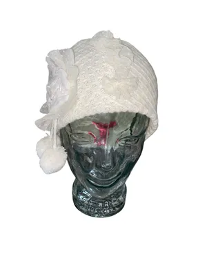 Betsey Johnson Winter Cloche hat Vintage Style Crochet Knit Beanie snow bunny thumbnail 3