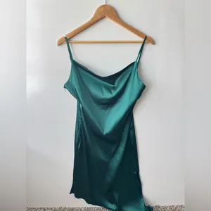 R.‎ Vivimos Teal Satin Slip Dress Size Medium thumbnail 3