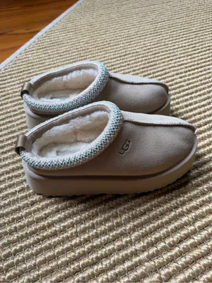 NWOT UGG Women's Tazz II Slippers thumbnail 8