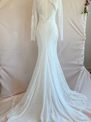 Ivory Long-Sleeve Lace Mermaid Wedding Gown thumbnail 2