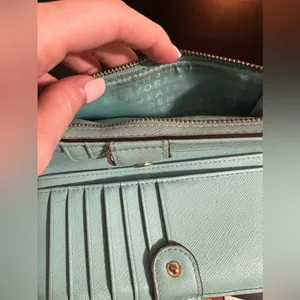 Pre-Loved Kate Spade Dana Large Slim Bifold Wallet thumbnail 6
