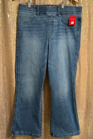 Spanx Cropped Kick Flare Pull On Jeans Size XL Vintage Indigo NWT thumbnail 1