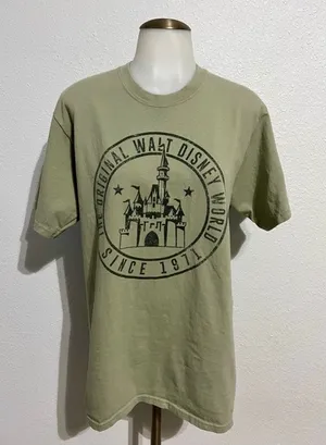 Disney Original Walt Disney World Green T-Shirt Size Medium thumbnail 1