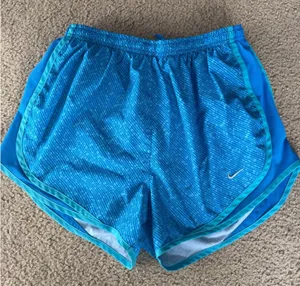 Nike shorts  thumbnail 1
