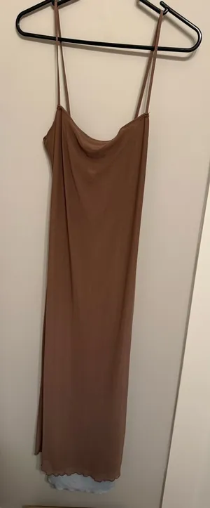 Motel BROWN MESH DRESS thumbnail 1