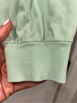 Comfort Colors Salty Dog Cafe Green Long Sleeve Tee Women’s Medium thumbnail 5