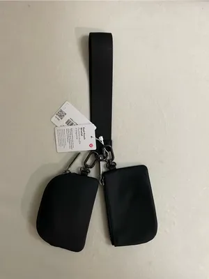 lululemon athletica NWT Dual Pouch Wristlet Strap Key & Accessory Holder Black thumbnail 7
