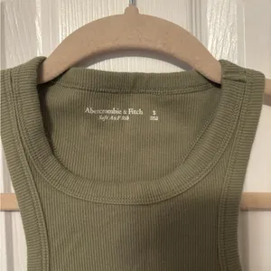 Abercrombie & Fitch Essential High-Neck Rib Tank size small thumbnail 2