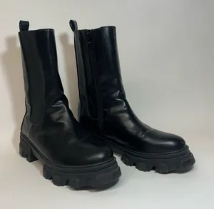 EGO Women’s UK7 (US9) Black Combat Boots thumbnail 1