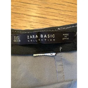 ZARA BASIC Women’s Solid Blue Pleated A-Line Knee Length Skirt Size L thumbnail 2