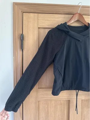 Lululemon Catch a Breeze Hooded Pullover Mesh Sleeves Black Women’s XS LW3BYWS thumbnail 3