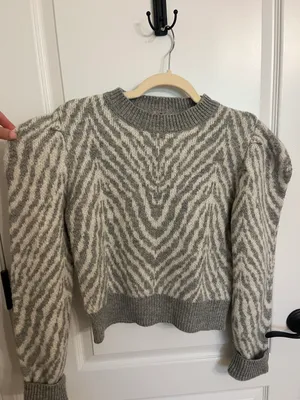 Forever 21 Zebra Print Sweater thumbnail 1