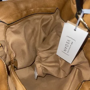 Calin Collection Vegan Leather NWT Shoulder Handbag Purse Tote Hobo Bag thumbnail 5