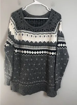 American Eagle Outfitters Gray Fair Isle Scoop Neck Pullover Sweater Womens‎ L thumbnail 1