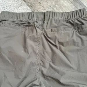 Abercrombie & Fitch medium‎ green joggers thumbnail 8