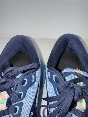 Brooks Light Blue and Black Women's Running Shoes thumbnail 5