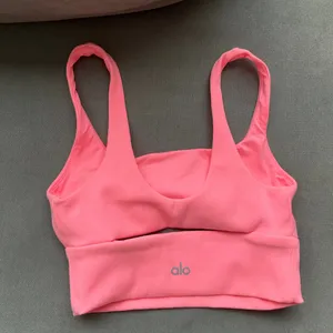 Alo Slit Bra Neon Bubblegum S thumbnail 4