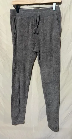 Barefoot dreams ultra light everyday joggers thumbnail 1