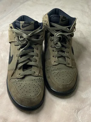 Nike Dunk High “Dark Mushroom” Kids Size 6.5 thumbnail 2