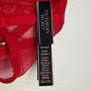 Victoria's Secret Bombshell Bra Womens‎ 32C Red Lace Strappy Front Close LNEW thumbnail 8
