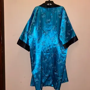 🩵🖤 Reversible Oriental Embroidered Floral Dragon Kimono 🖤🩵 thumbnail 10