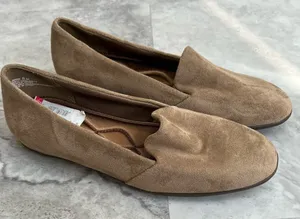 Baretraps Janine Flat Loafers‎ Women's Microfiber W/ Memory Foam Size 8 Brown thumbnail 1