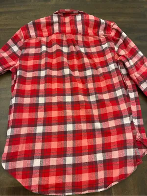 Aerie Flannel Shirt Women’s Medium Plaid Red Pink Button Up thumbnail 3