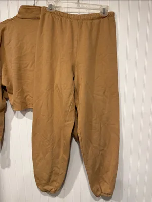 Bo+Tee set cropped quarter zip and joggers thumbnail 6