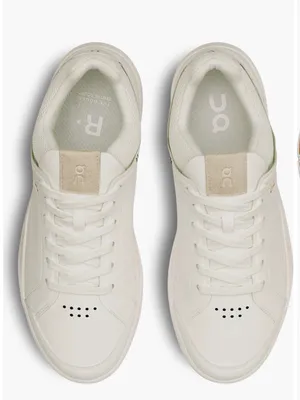 On The Roger Centre Court Tennis Sneaker‎ Women’s Sz 8 thumbnail 1