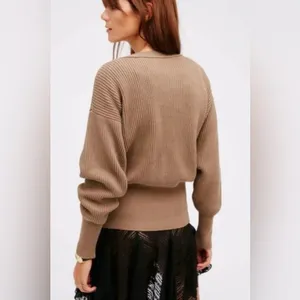 Free People Allure‎ Pull Over Deep V-Neck Ribbed Sweater Taupe Brown Size Small thumbnail 4