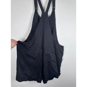 A Pea‎ in the Pod Maternity Shortalls overalls Women Size M Black Minimalist NEW thumbnail 3