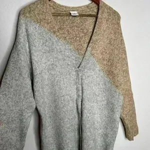 Cabi Tilt Cardigan Sweater Style 3886 Gray Camel Sz Small thumbnail 4