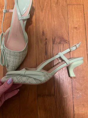 Amazon Green Heels thumbnail 2