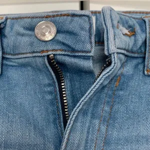 Jeans thumbnail 5