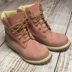 Timberland Pink leather combat boots Size 6 thumbnail 1