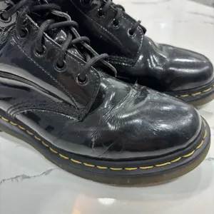 Dr. Martens Boots Womens Size 10 Black Lace Up Glossy thumbnail 4
