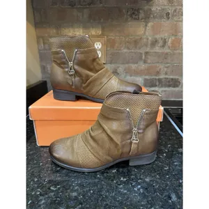 Miz Mooz Sunny Size 38 Wide US 7.5-8 Hazelnut Bootie thumbnail 4