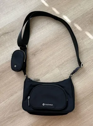 Lululemon Crossbody Bag with Nano Pouch 2L thumbnail 1