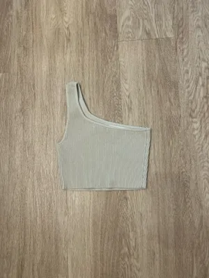 aritzia tank top  thumbnail 2