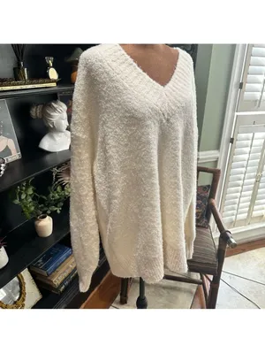 Aerie Teddy V-Neck Bouclé Sweater – Size Large – Cozy Texture & Relaxed Fit thumbnail 5