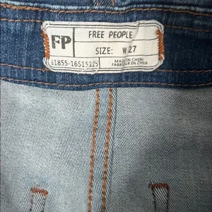 Free People Pull On High Rise Crop Flare Jeans Blue Stretch Denim Size 27 thumbnail 4