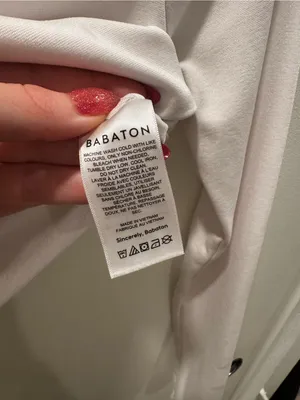 Aritzia Babaton White Crop Top Long Sleeve Size XS thumbnail 4