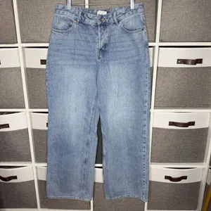 H&M Button Fly Straight Leg Jeans Size 10 thumbnail 2