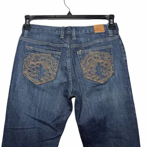 Disney World Resort Mickey Mouse Pocket Embroidered‎ Bootcut Jeans Size 2 Blue thumbnail 3